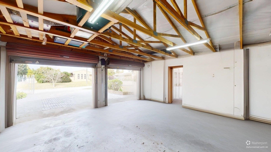 2 Bedroom Property for Sale in Sherwood Eastern Cape